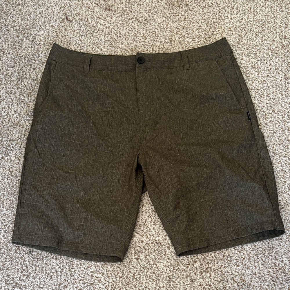 oakley men’s performance fit Green Oakley Shorts